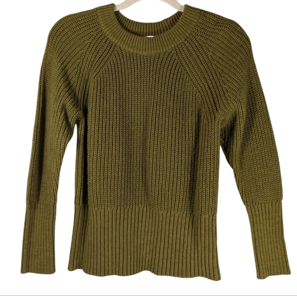 Universal Thread Women’s Olive Shrunken Cable Knit Crew Neck Chunky Sweater S - Picture 1 of 9